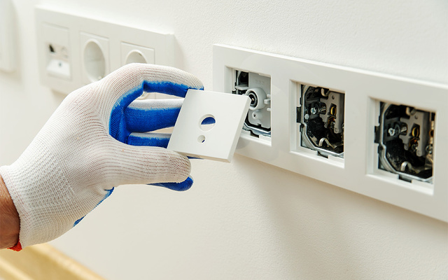 Elektro­installation bei Marco Neumann Elektrotechnik in Barsbüttel