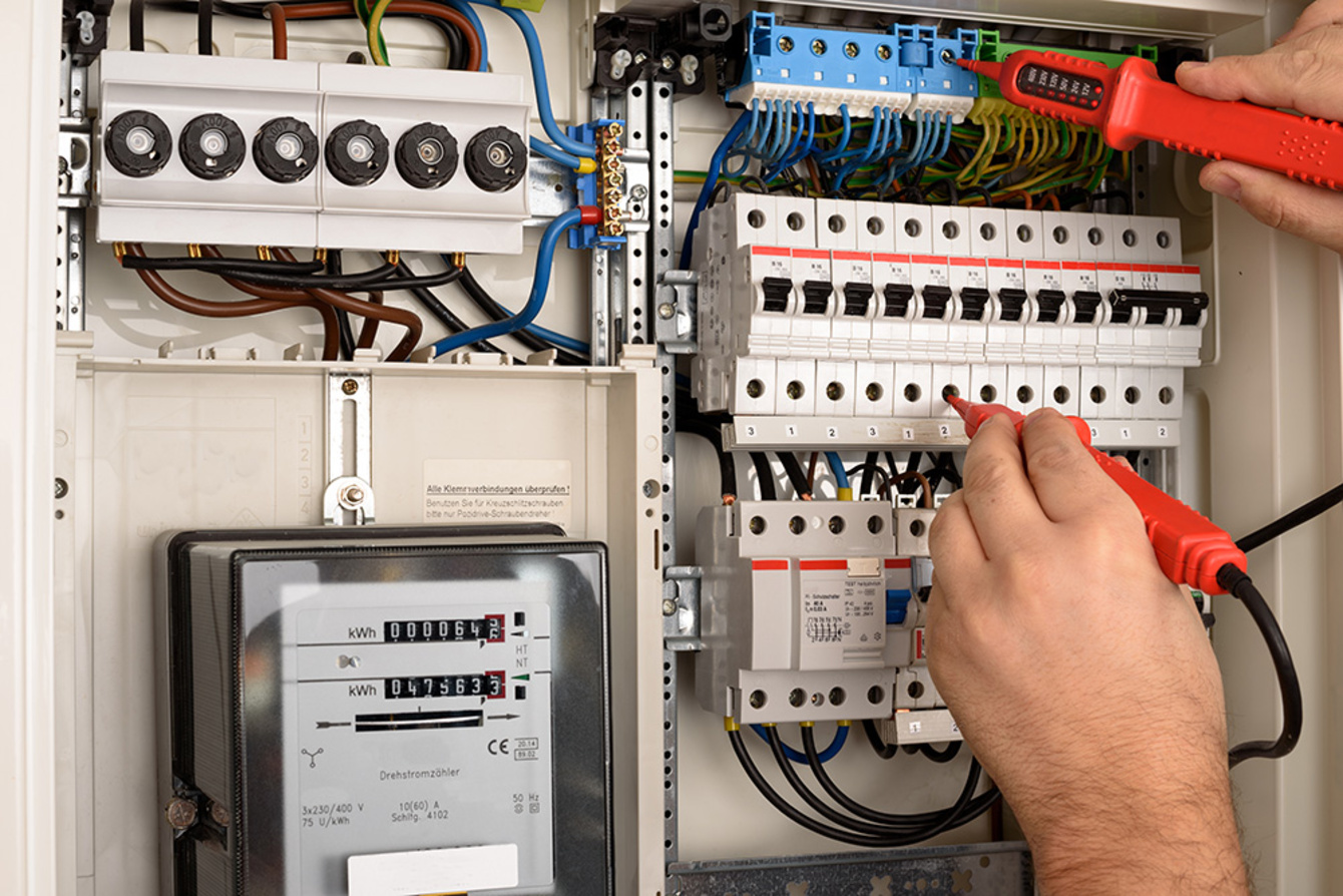 E-Check bei Marco Neumann Elektrotechnik in Barsbüttel