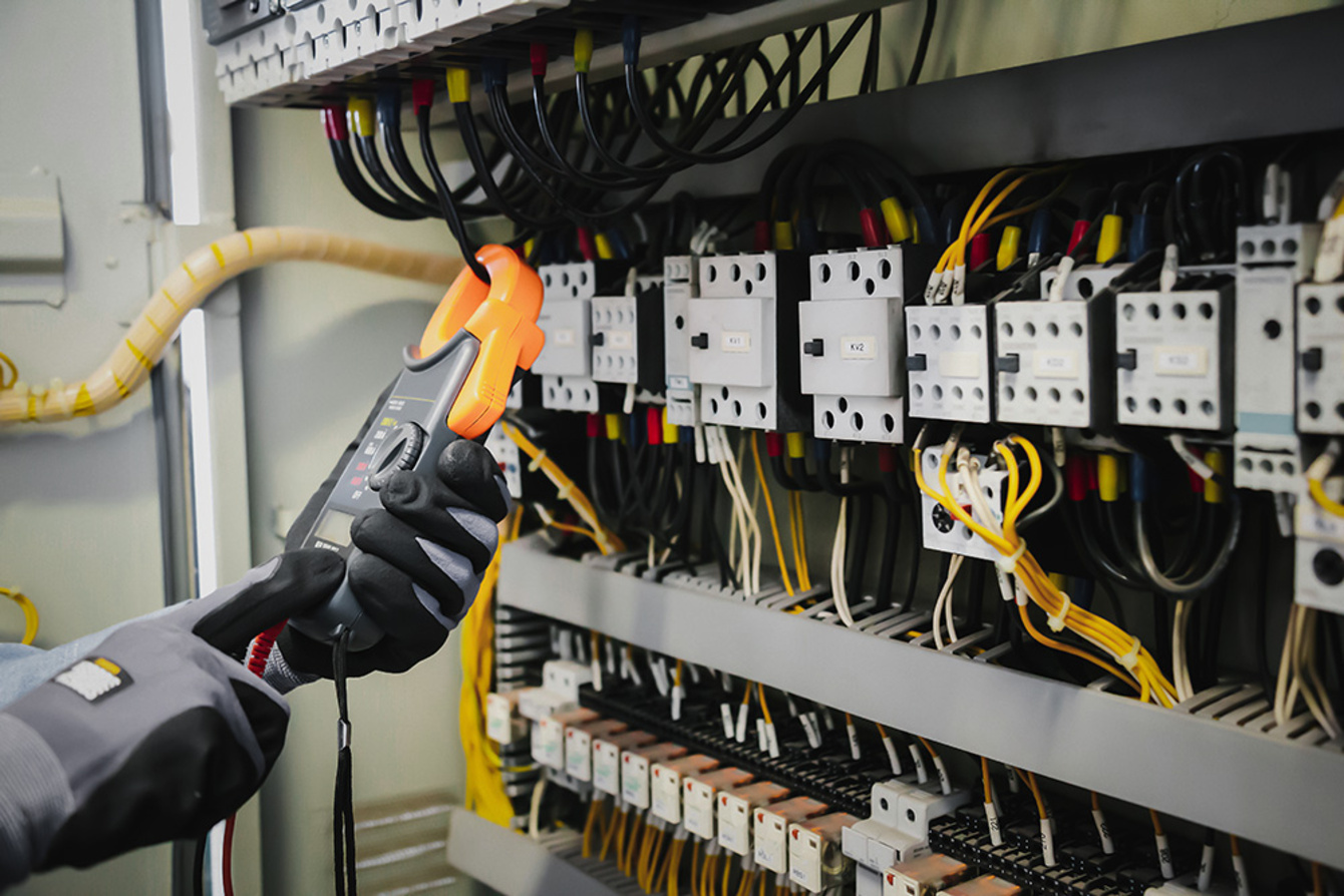 DGUV Vorschrift 3-Check bei Marco Neumann Elektrotechnik in Barsbüttel